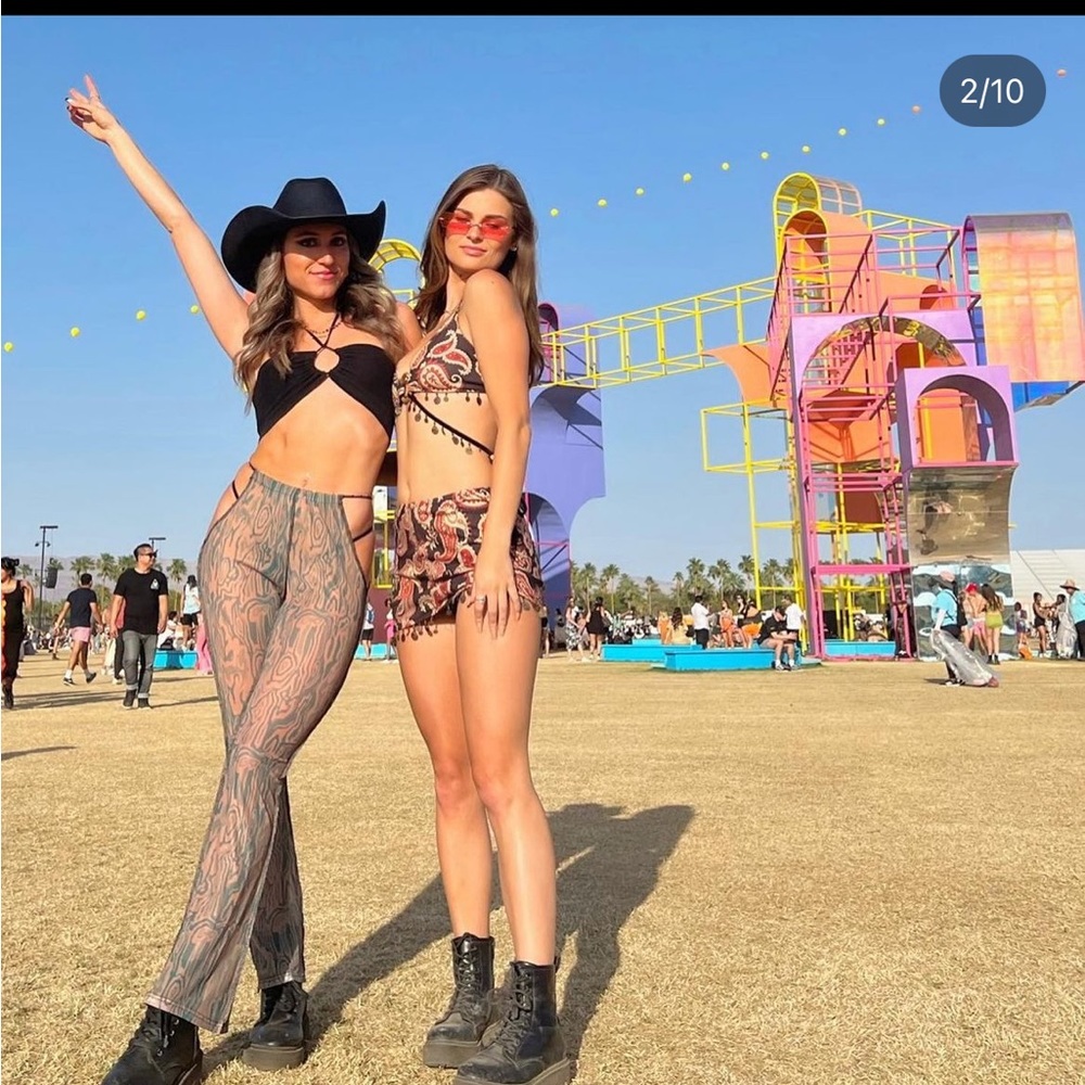Mesh pants